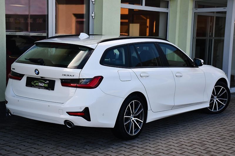 BMW Řada 3 320D xDrive 2xALU 1M ČR - fotka 5 z 38