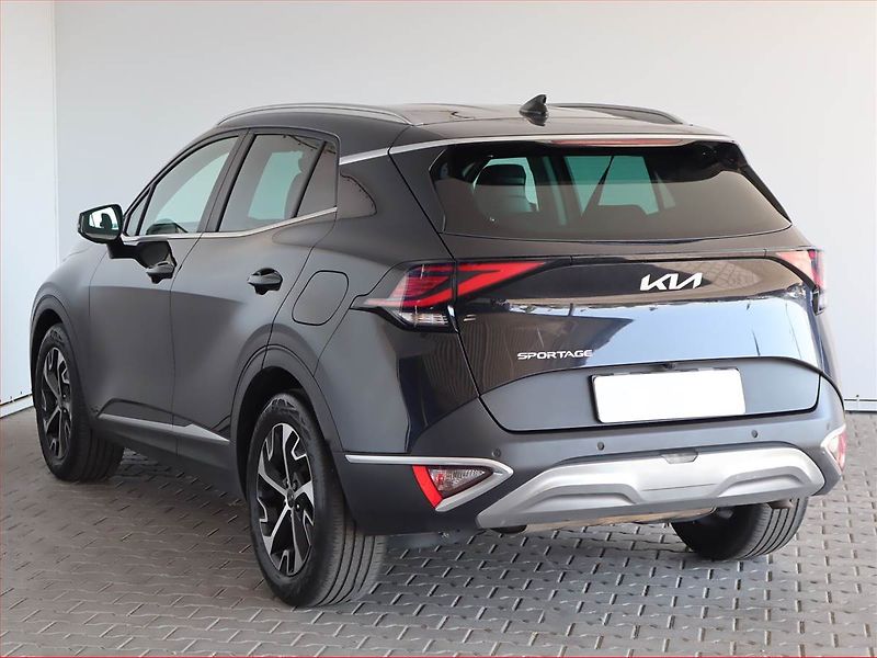 Kia Sportage (2022) 1.6 T-GDI - fotka 4 z 24