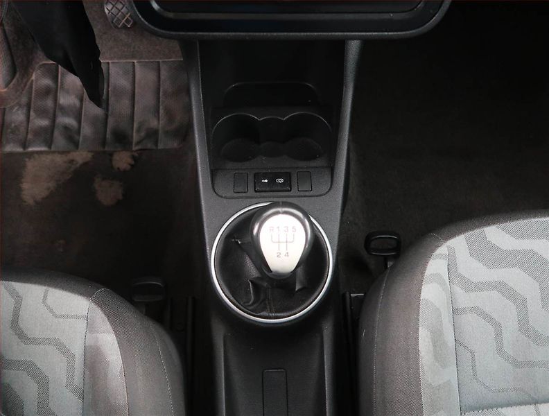 Škoda Roomster (2008) Comfort 1.2 12V, po STK - fotka 13 z 14