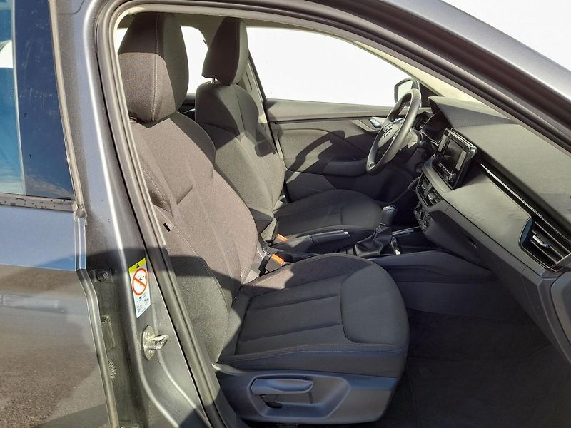Škoda Scala Ambition Plus 1.5 TSI 110kW 6M - fotka 28 z 28