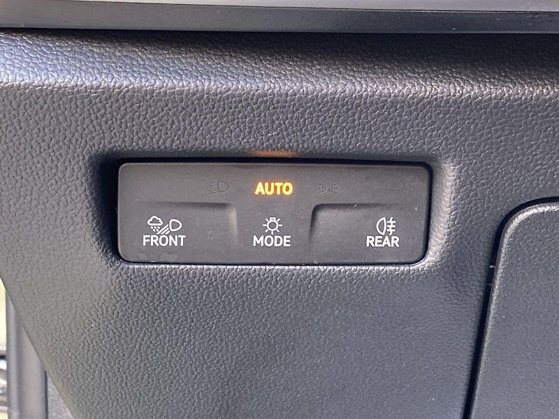 Škoda Superb (2024) Combi 2.0 TDI 4x4 DSG L&K - fotka 27 z 39