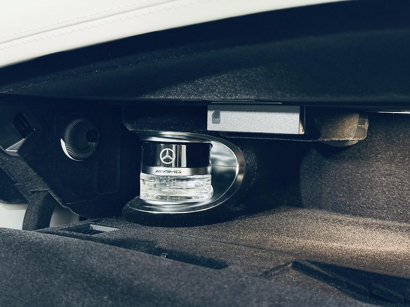 Mercedes-Benz Třídy S (2018) S63 COUPE CARBON EXT+INT MAX V - fotka 47 z 48