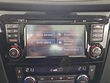Nissan Qashqai (2015) 1.2 DIG-T, Automat, Serv.kniha - náhled 17