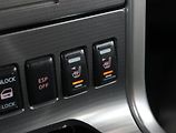 Nissan Navara (2011) 2.5 D, 4X4, Tempomat - náhled 18