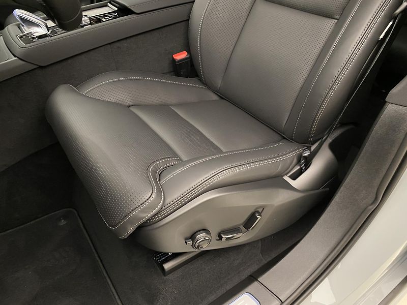 Volvo XC90 (2026) T8 AWD Plug-in BRIGHT PLUS 7m - fotka 31 z 73
