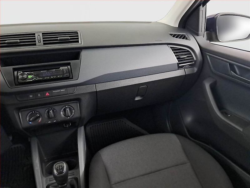 Škoda Fabia (2015) 1.2 TSI - fotka 8 z 14