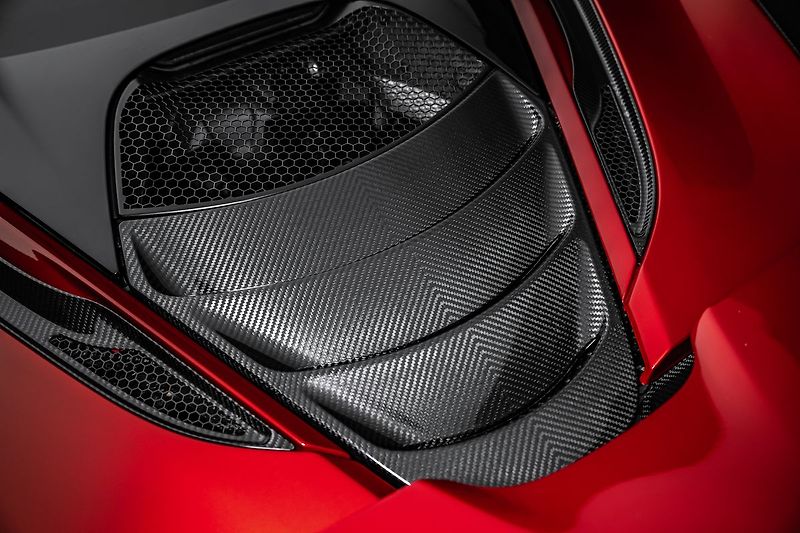 McLaren 720S Novitec, záruka - fotka 23 z 35