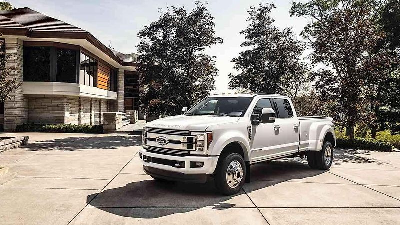 Ford F-450 Limited.