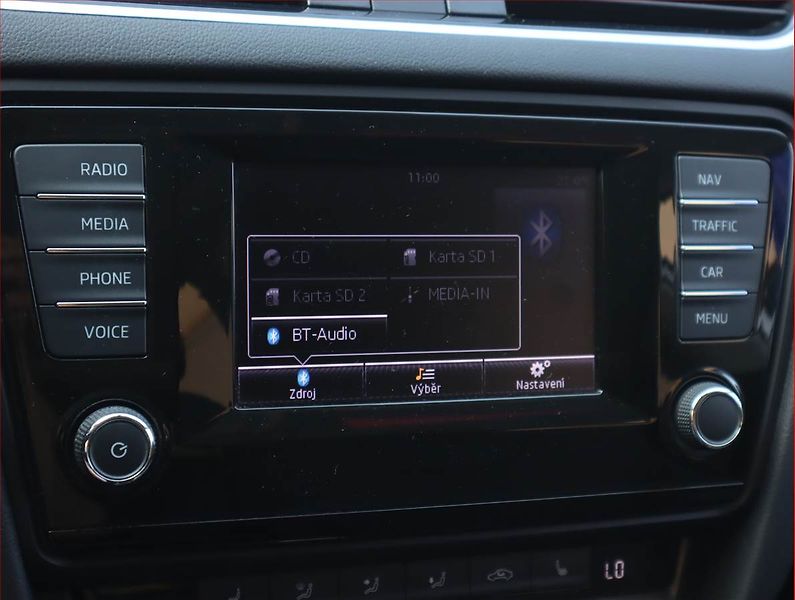 Škoda Octavia (2015) 1.4 TSI, Automat, Kůže, Navi - fotka 16 z 20