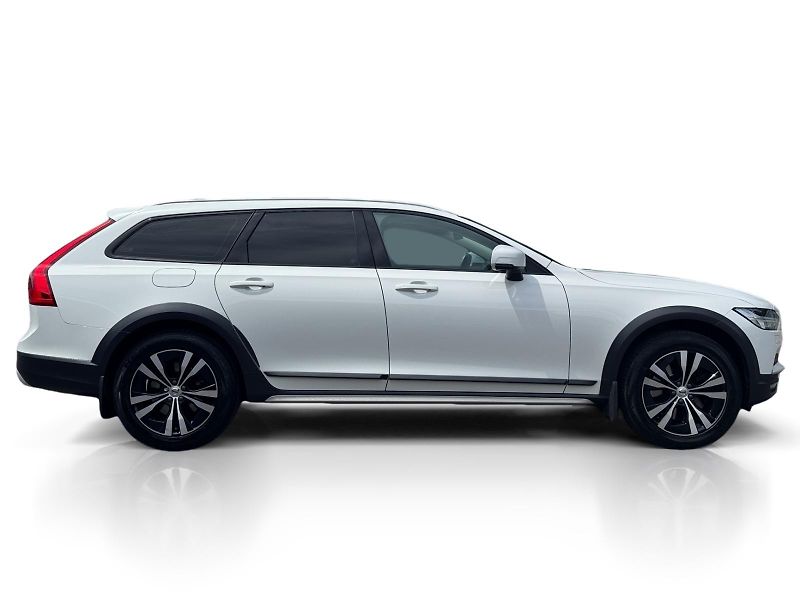 Volvo V90 CC D4 AWD/TZ/pneu REZERVACE - fotka 6 z 50