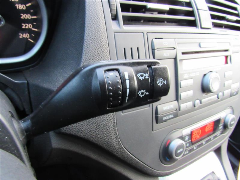 Ford C-MAX 1,8 TDCi 85kW Titanium - fotka 20 z 28