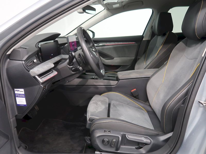 Škoda Superb (2024) 2.0TDI 110KW DSG CANTON LED MA - fotka 13 z 41
