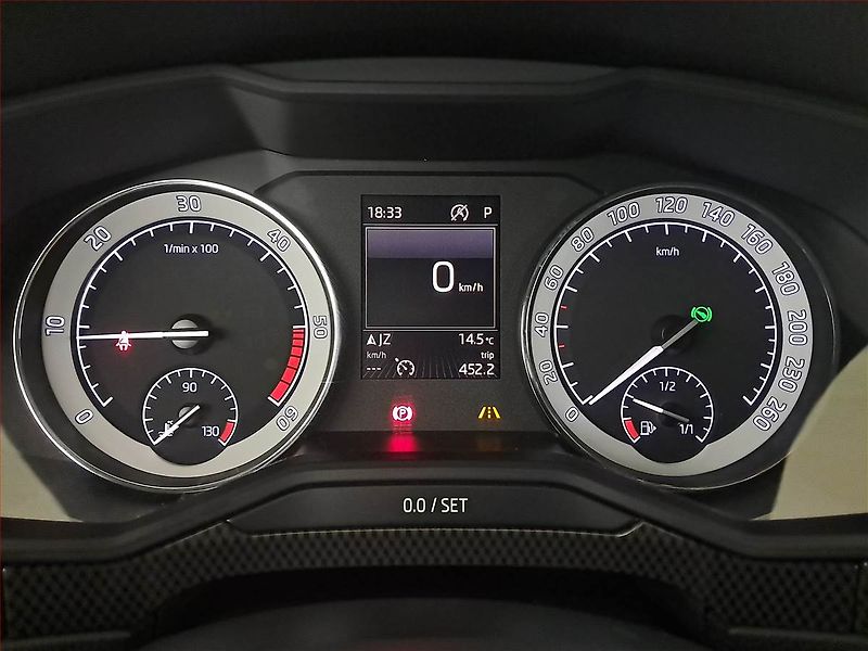 Škoda Superb (2017) Ambition Plus 2.0 TDI 4x4 - fotka 11 z 22
