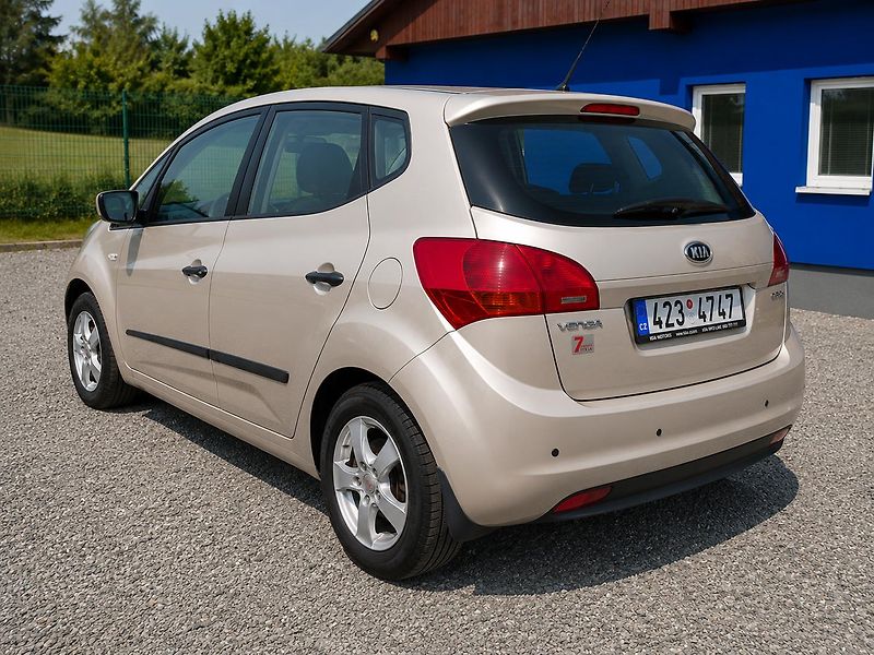 Kia Venga (2011) 1.4 CRDI - fotka 4 z 19