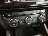 Škoda Octavia (2015) Scout 2.0 TDI, 4X4, Automat - náhled 16
