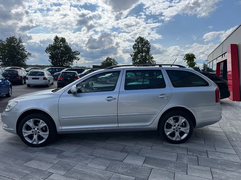Škoda Octavia (2011) Elegance 2.0 TDI 4x4 103kW - fotka 8 z 36