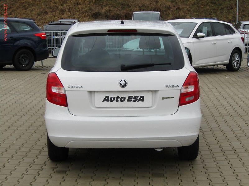 Škoda Fabia (2014) 1.6TDi, ČR, Klima - fotka 5 z 18