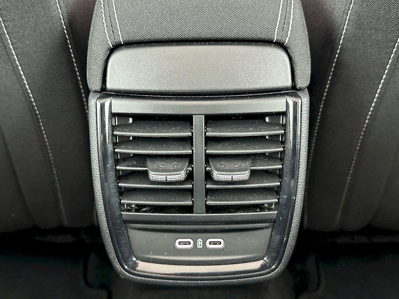 Škoda Kamiq (2025) DSG 1.0TSI 85kW Monte Carlo - fotka 28 z 32