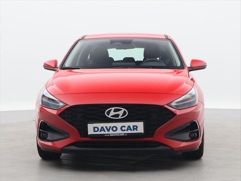 Hyundai i30 1.5 i 70kW Comfort CZ Záruka - fotka 2 z 19