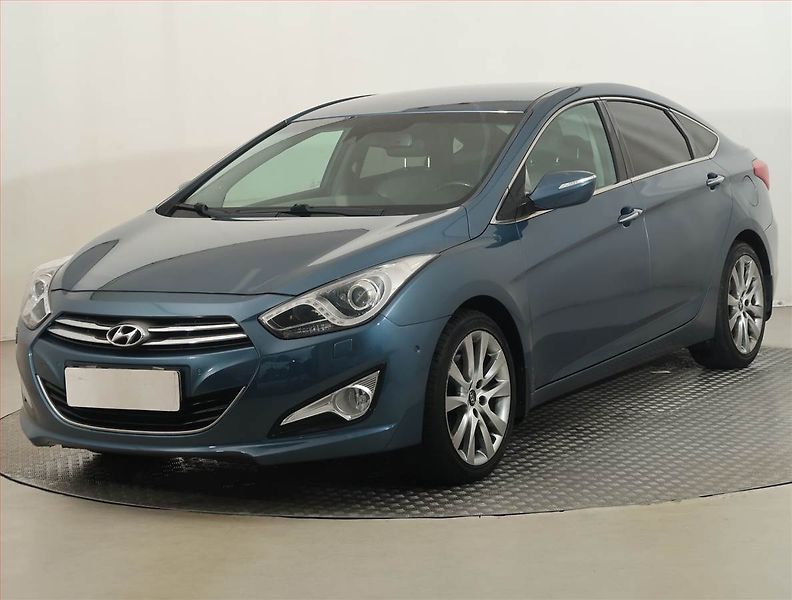 Hyundai i40 (2012) 1.7 CRDi, Serv.kniha, Navi - fotka 2 z 23