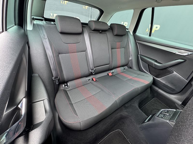 Škoda Octavia (2019) 1.5TSi Style+, Virtual, DPH - fotka 18 z 47