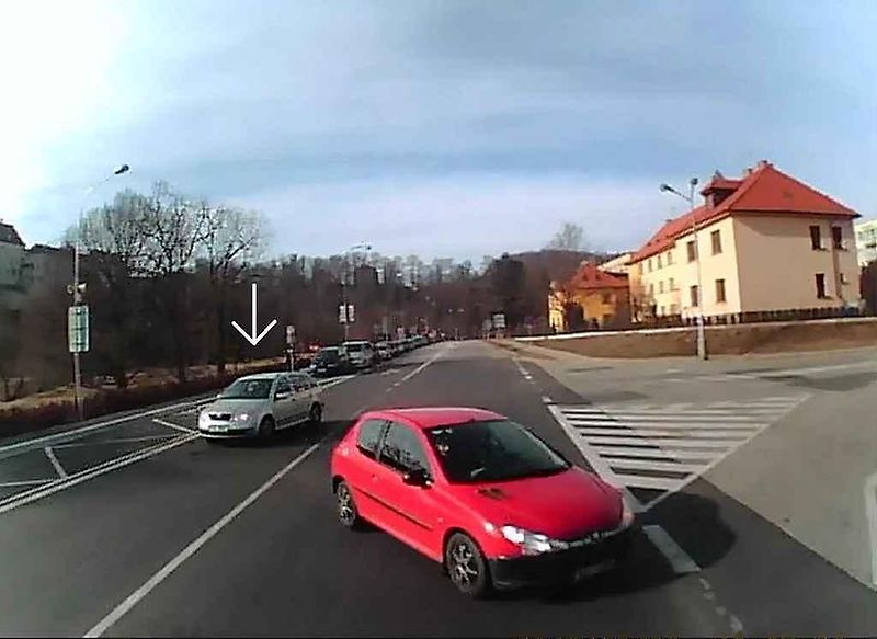 Nehodu zachytila kamera v kabině kamionu.