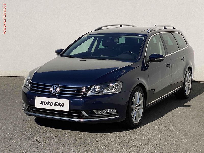 Volkswagen Passat (2014) 2.0 TSi, Highline, bixen - fotka 3 z 17