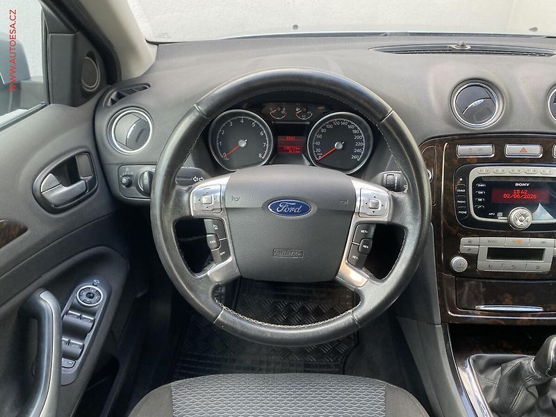 Ford Mondeo (2008) 2.0 i, ČR, Ghia, +kola - fotka 11 z 16