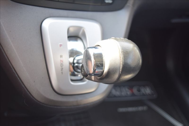 Honda CR-V 2,0 I 110KW 4X4 TAŽNÉ TOP! - fotka 47 z 51