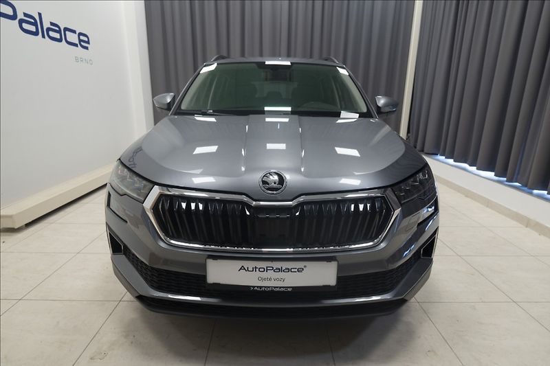 Škoda Karoq 2,0 TDI DSG KEYLESS VÝHŘEV ČR - fotka 2 z 38