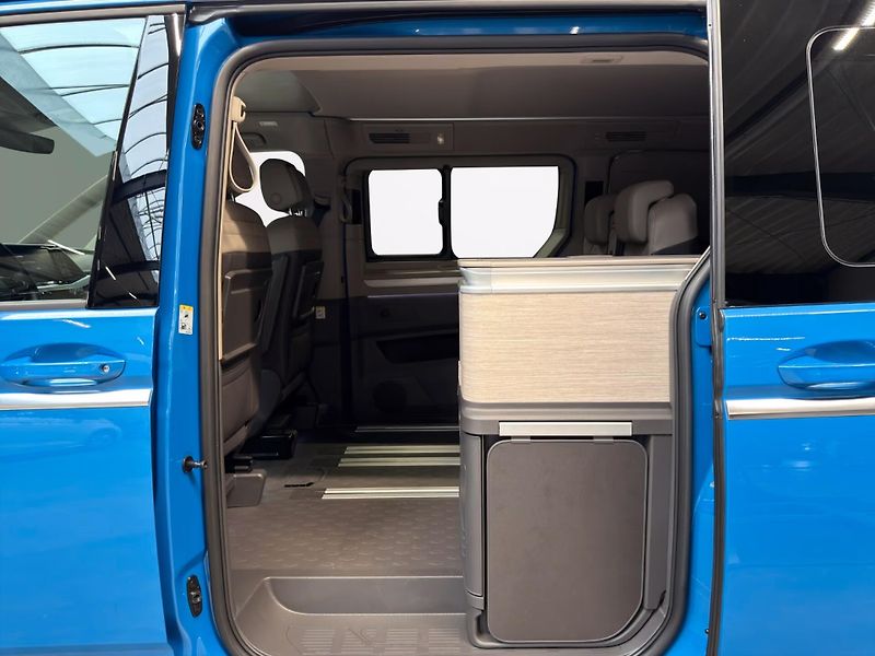 Volkswagen California eHybrid 4M Ocean HuD IQ DCC Ta - fotka 20 z 28