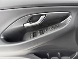 Hyundai i30 (2025) 1.0 T-GDi 74kW Family - náhled 14