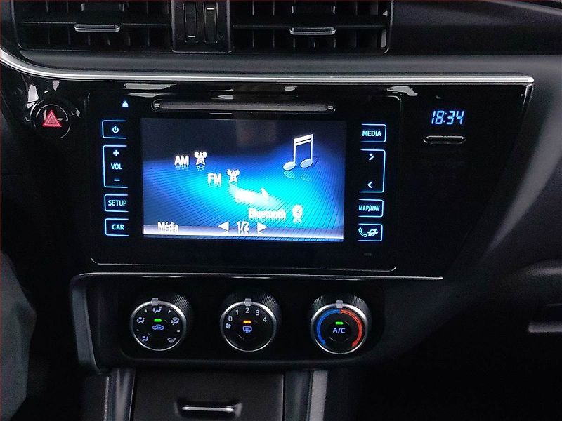 Toyota Corolla (2019) 1.6 Valvematic, ČR,1.maj - fotka 12 z 20