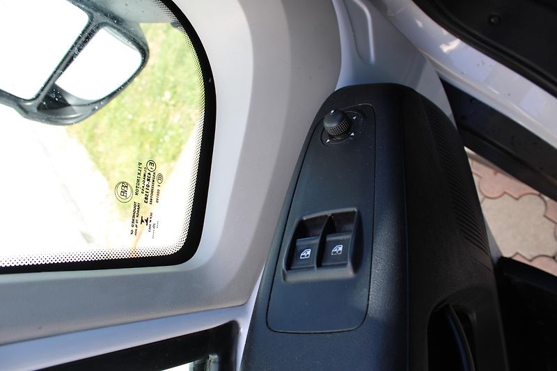 Fiat Ducato 2,3 Skříň+Chlaďák+klima+zásuvk - fotka 16 z 20