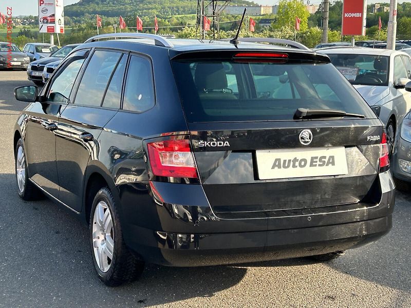 Škoda Fabia (2016) 1.4 TDi, navi, autoAC - fotka 6 z 17