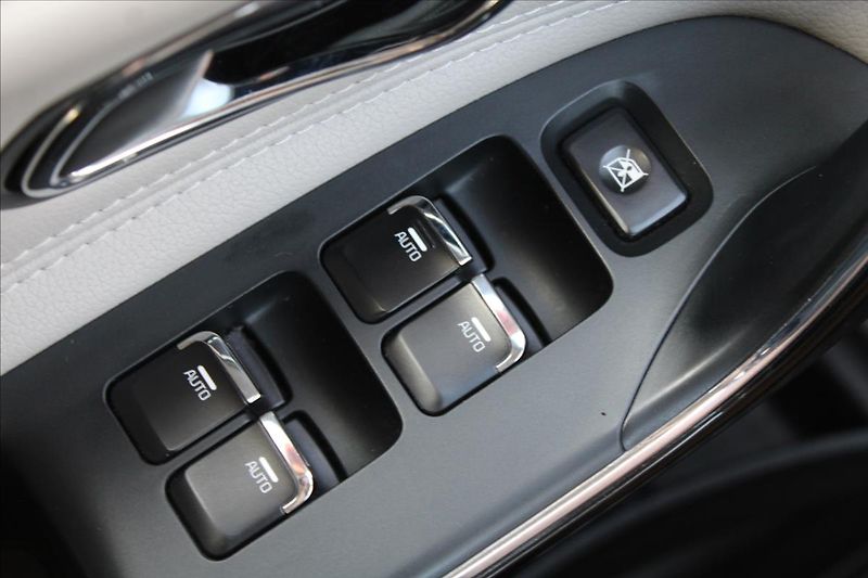 Kia Ceed 1,6 GDI  NOVÉ V ČR,TAŽNÉ,TOP - fotka 20 z 29