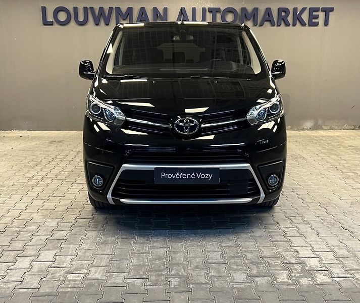 Toyota ProAce Verso VIP LONG 7S - fotka 4 z 19