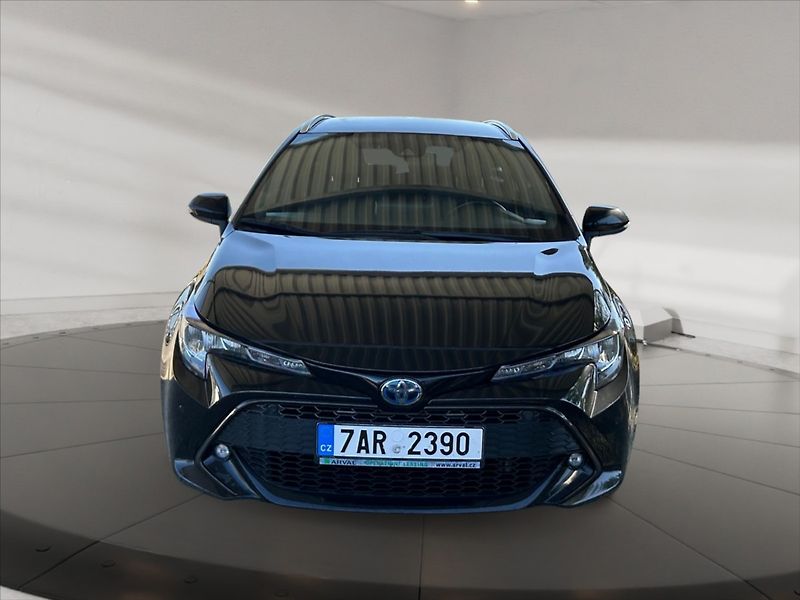 Toyota Corolla 1,8 TS Hybrid Comfort AT - fotka 2 z 11
