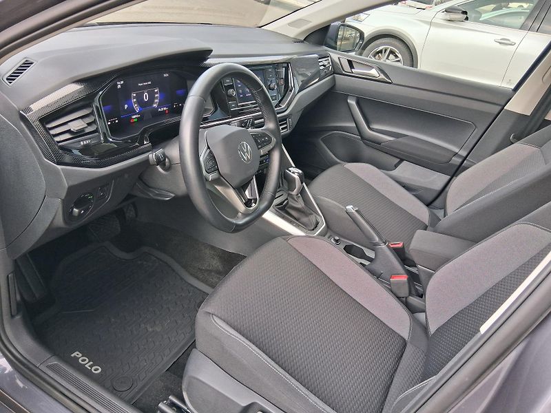 Volkswagen Polo LIFE 1.0 TSI 70 kW - fotka 10 z 22