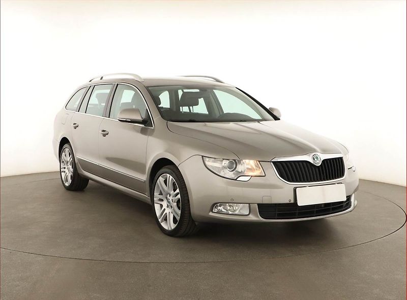 Škoda Superb (2011) Elegance 3.6 FSI V6, 4X4 - fotografie inzerátu