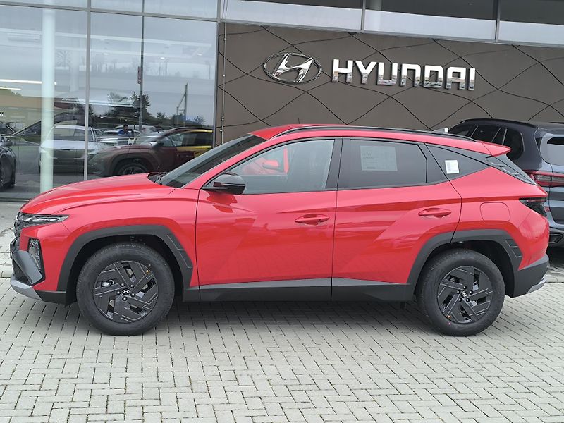 Hyundai Tucson (2026)  1,6 TGDI MT GO CZECH - fotka 2 z 11