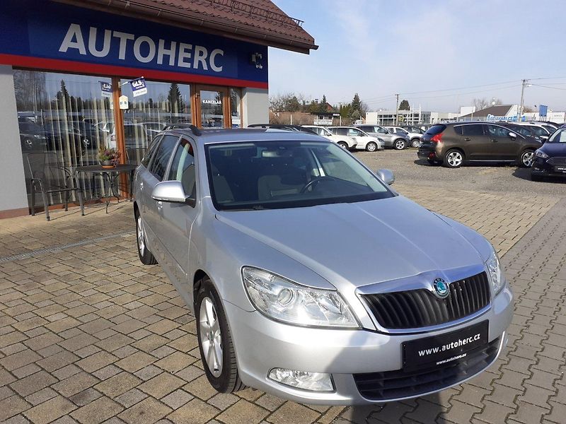 Škoda Octavia (2013) II Kombi 1.4 TSi 90kW - fotka 2 z 30