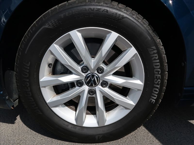 Volkswagen Passat 1,5 TSi,110kW,Business,1majČR - fotka 24 z 25