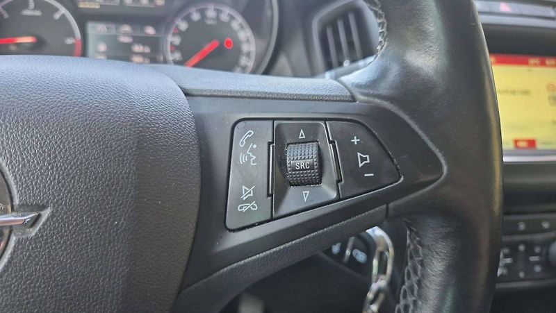 Opel Zafira INNOVATION 2.0 CDTI (125KW/170 - fotka 27 z 47