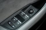 Audi SQ8 4.0 TFSI, ČR, Tažné, Matrix - náhled 33