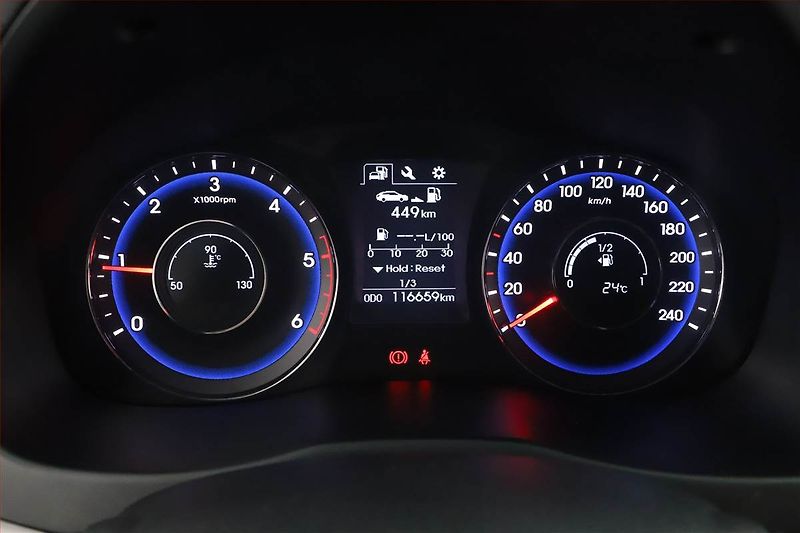 Hyundai i40 (2017) 1.7 CRDi, Serv.kniha, Navi - fotka 9 z 17