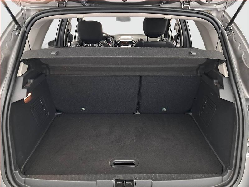 Renault Captur (2019) 0.9 TCe, Navi, Tempomat - fotka 14 z 17