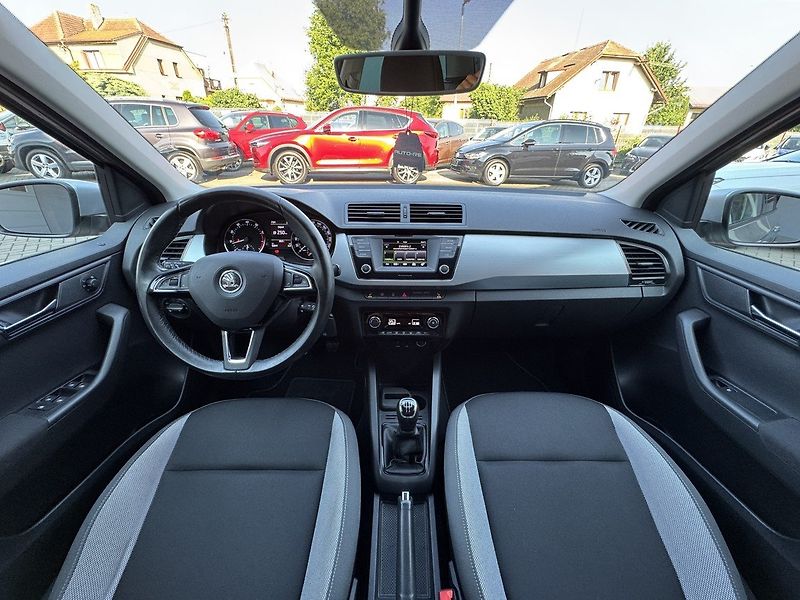 Škoda Fabia (2016) 1.2TSi Scout Digi Klima - fotka 6 z 44