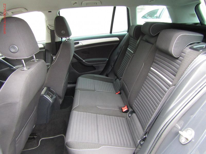 Volkswagen Golf (2014) 2.0 TDi, Klima - fotka 10 z 22