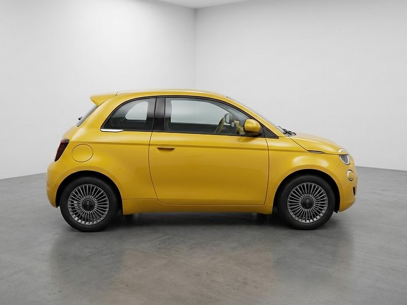 Fiat 500 (2026) Hybrid Torino 1,0 BSG 65k MT6 - fotka 7 z 10